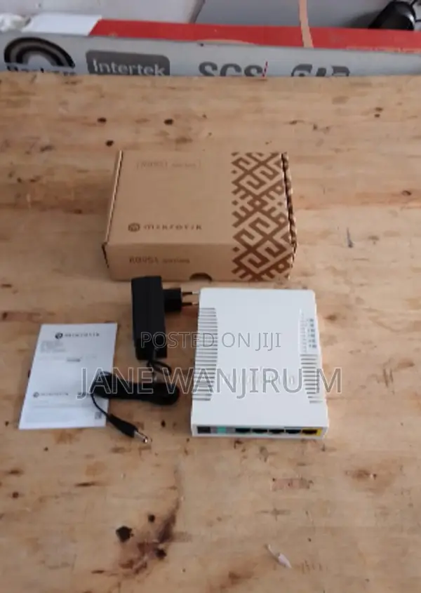 MikroTik RB951Ui-2HnD Router With USB Port
