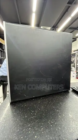 Desktop Computer HP EliteOne 800 G3 8GB Intel Core i7 HDD 500GB