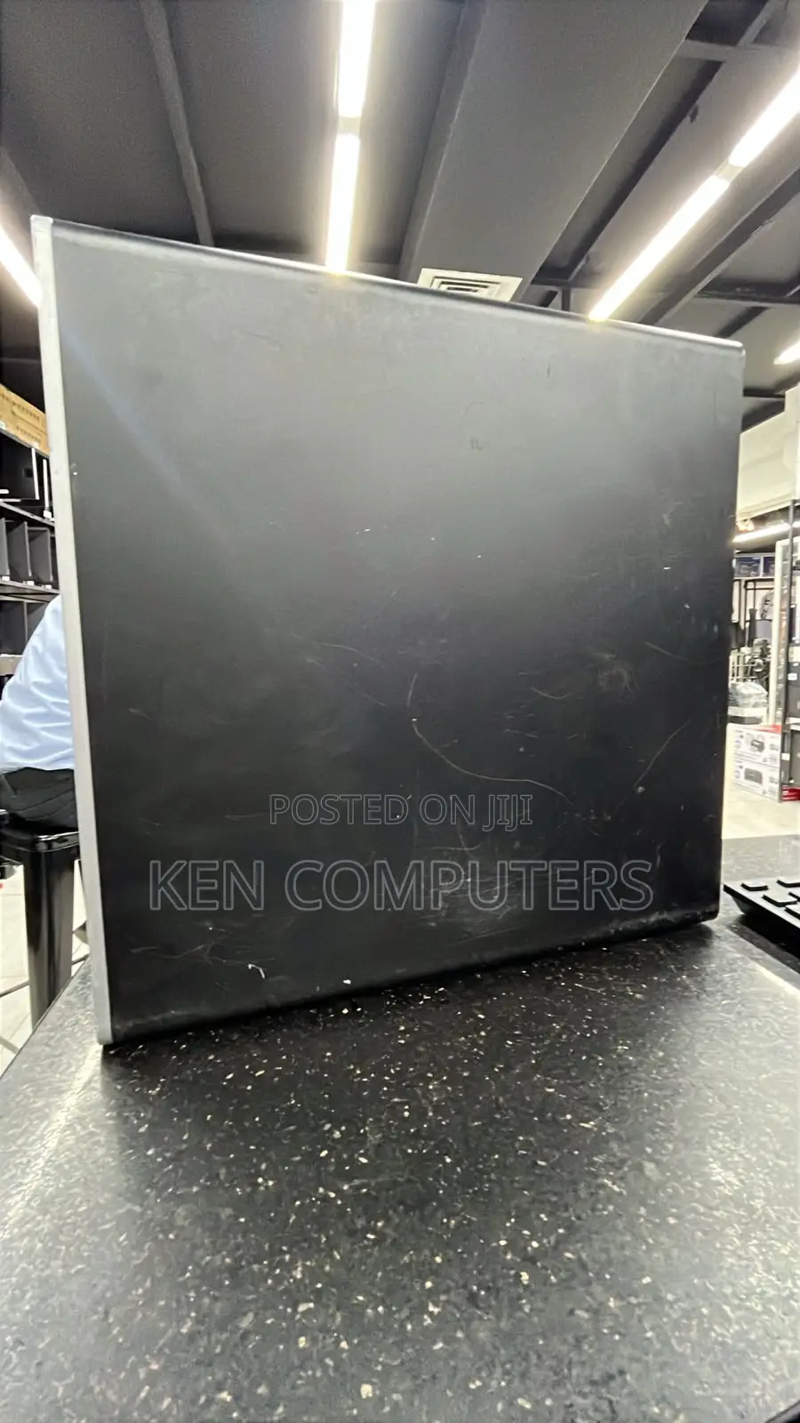 Desktop Computer HP EliteOne 800 G3 8GB Intel Core i7 HDD 500GB