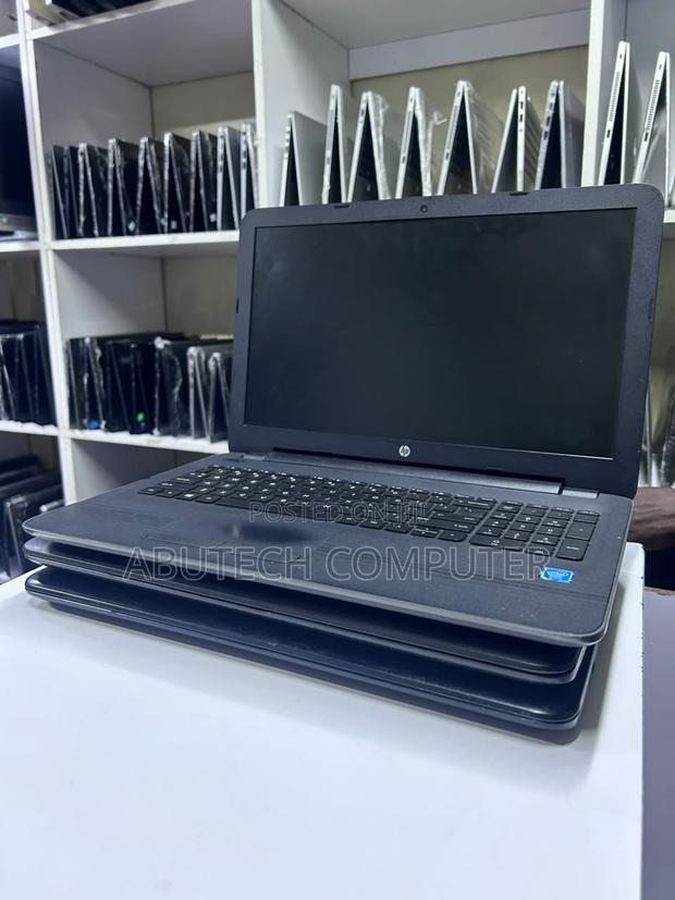 Laptop HP 15 4GB Intel Celeron HDD 250GB