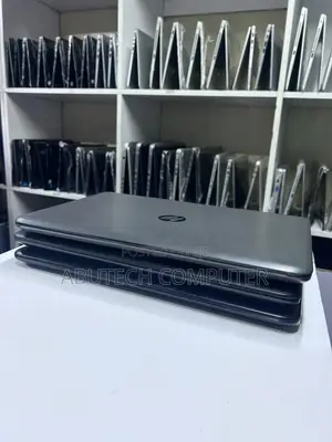 Laptop HP 15 4GB Intel Celeron HDD 250GB