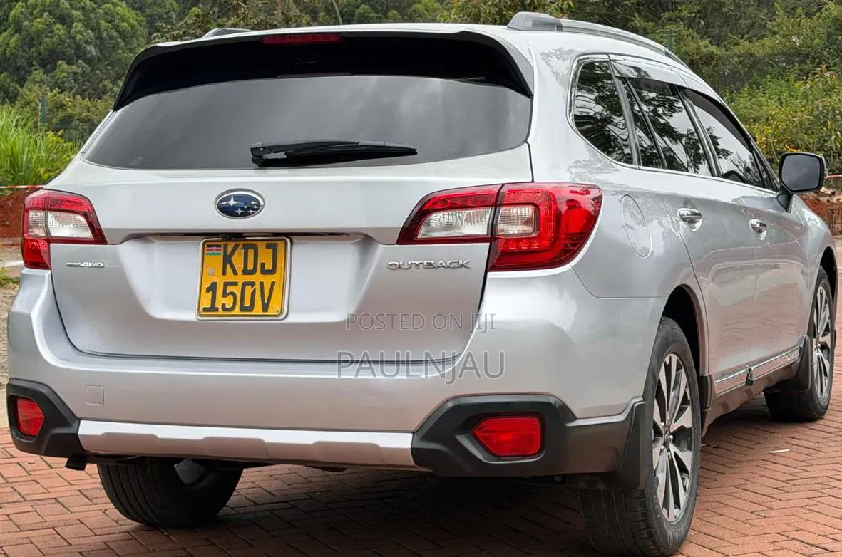 Subaru Outback 2016