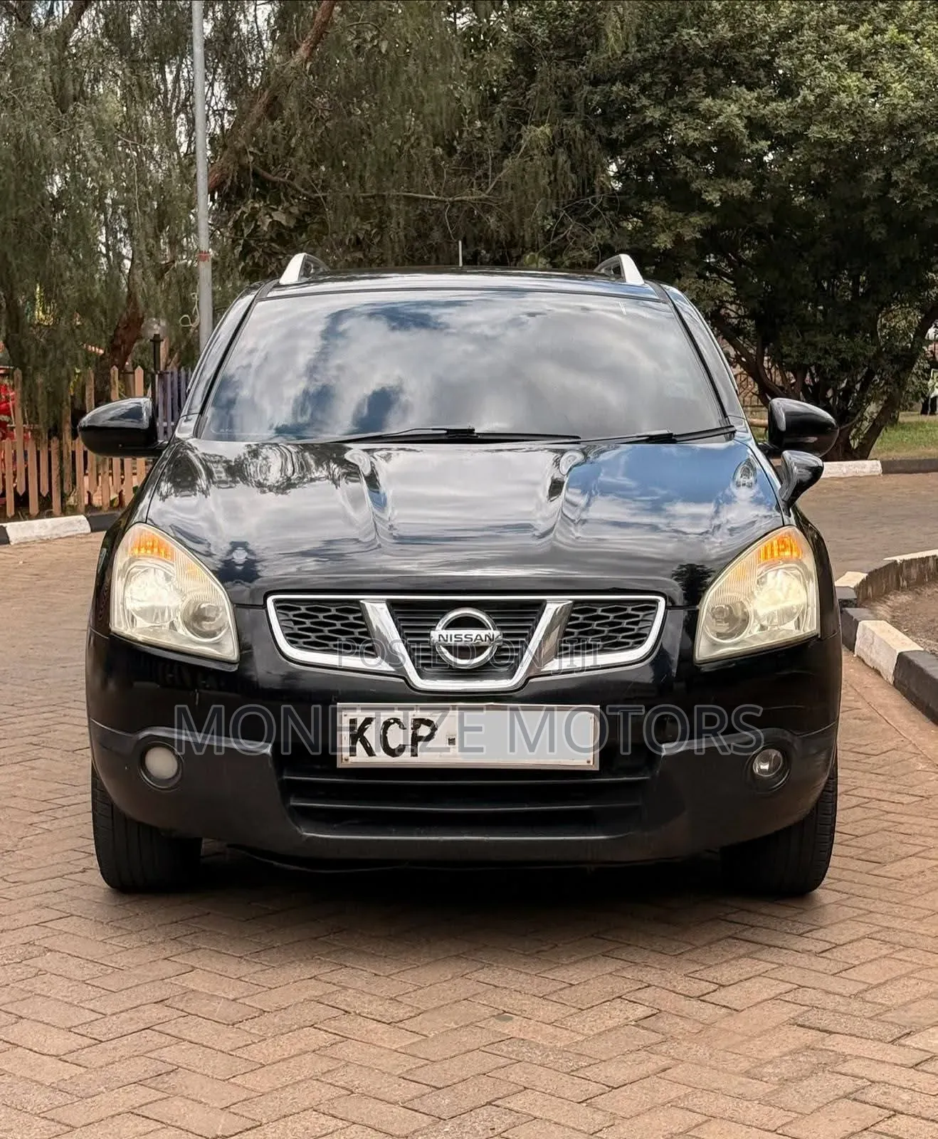 Nissan Dualis 2011 Black