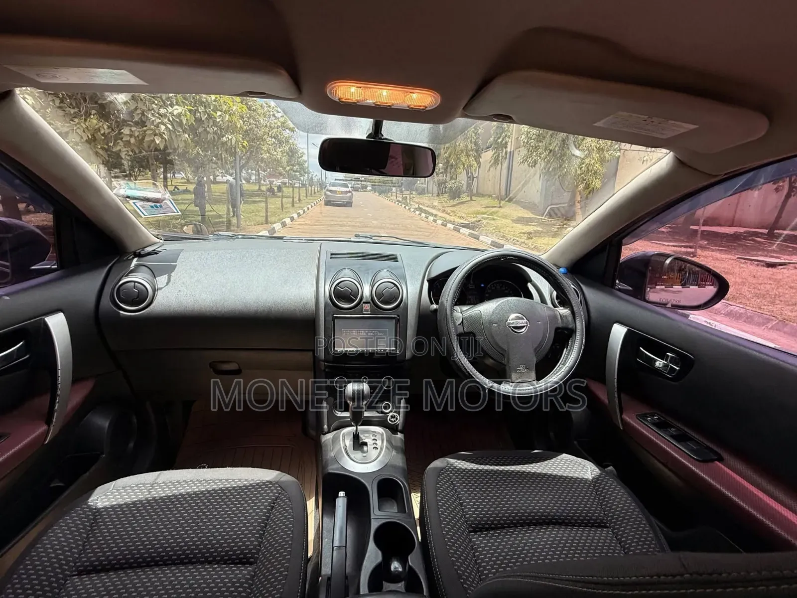 Nissan Dualis 2011 Black