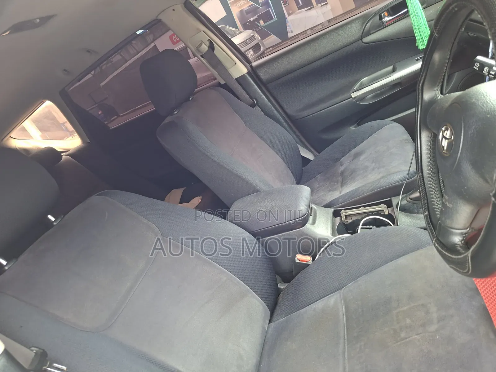 Toyota Caldina 2004 Silver