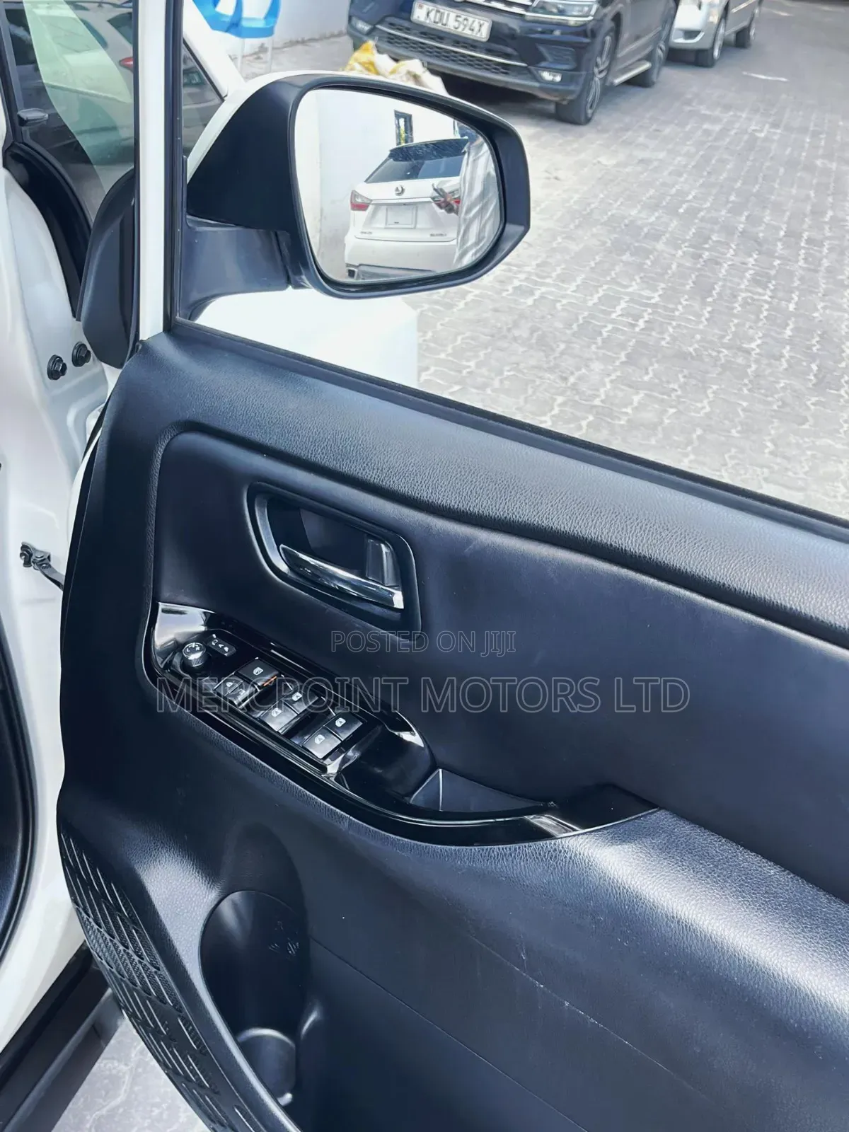 Toyota Noah 2019 Pearl