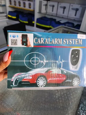 Universal Car Alarm System With Remote Controls and Siren – Y131