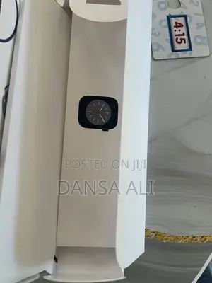 Used Apple Watch Series 8 With Box Almost Like New