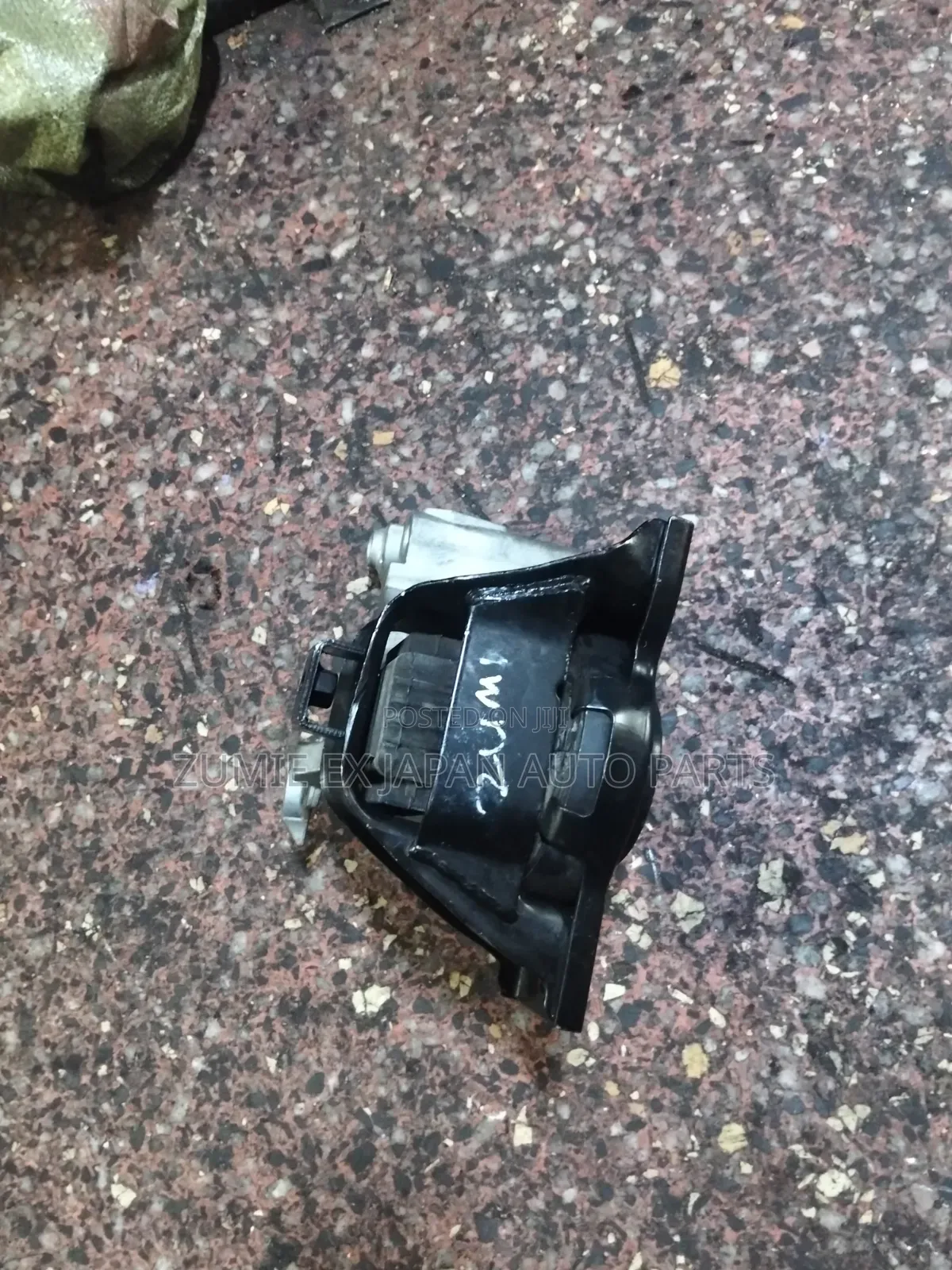 Nissan Engine Mounting
