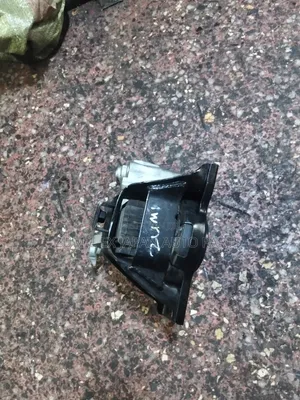 Nissan Engine Mounting