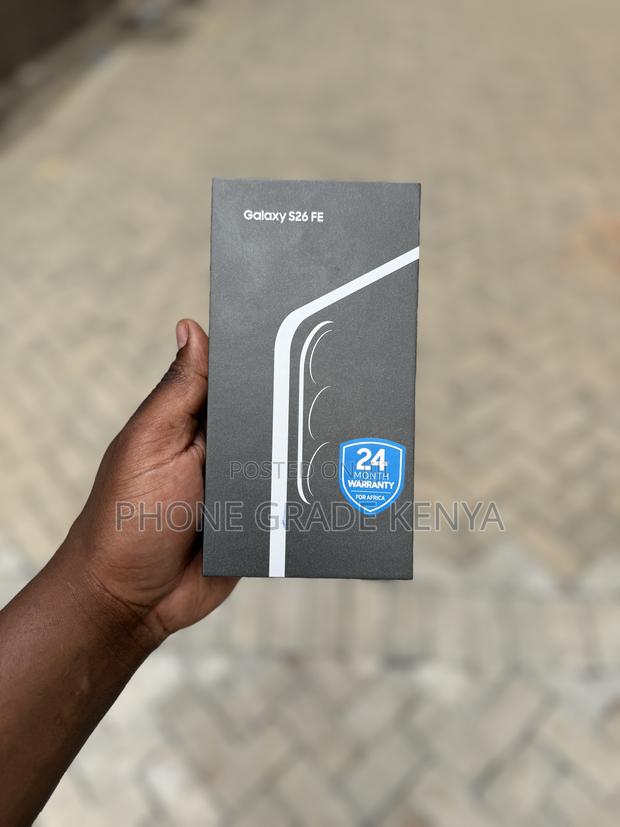 New Samsung Galaxy S26 FE 256 GB Black - thumbnail 3