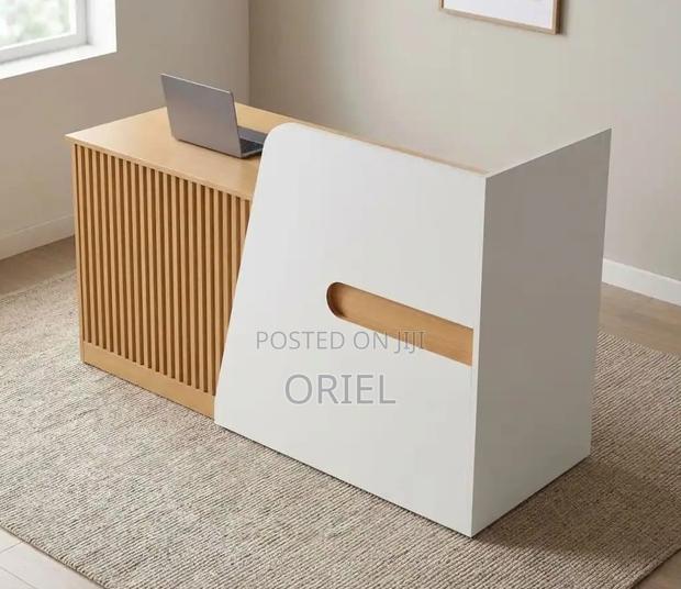 Office Reception Desk : Front Reception Desk - 1600MM - main view