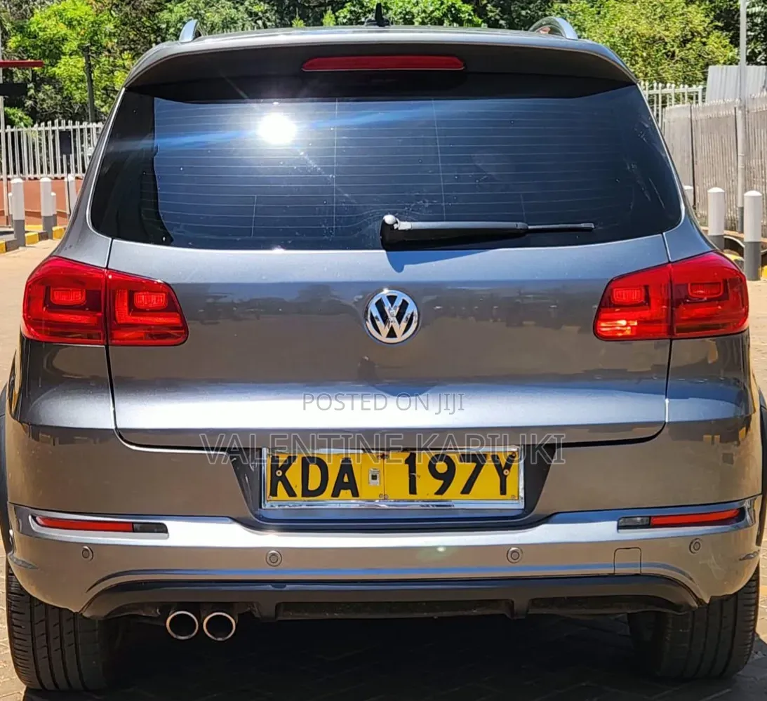 Volkswagen Tiguan 2015 Gray