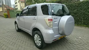 Toyota Rush 1.5 AWD 2011 Silver