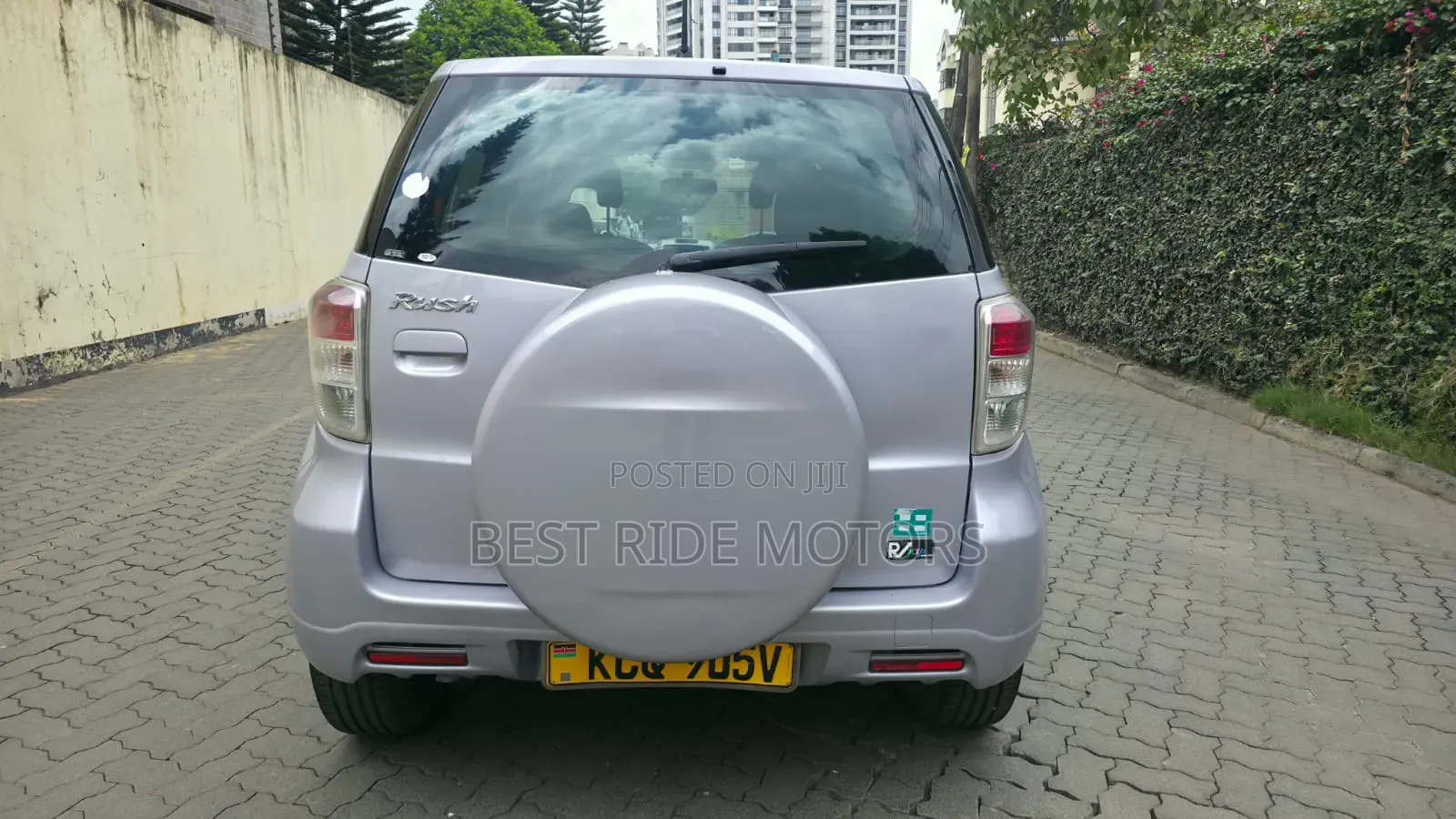 Toyota Rush 1.5 AWD 2011 Silver