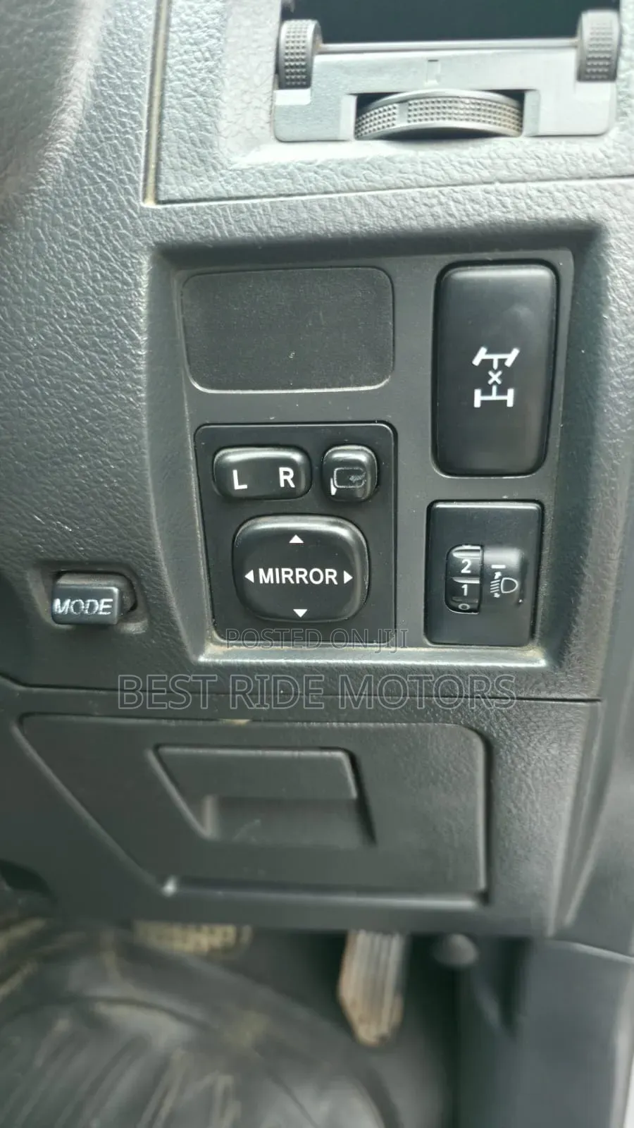 Toyota Rush 1.5 AWD 2011 Silver