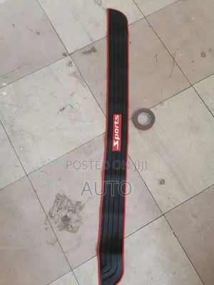 Universal Black Red Sports Car Boot Rubber Protector