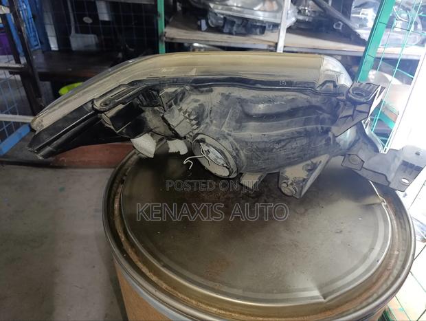 Hilux Vigo Headlight - thumbnail 2