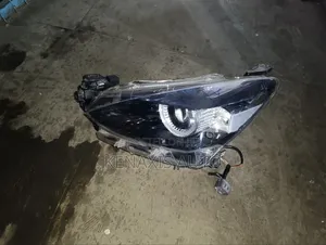 Demio Xenon Headlight (Part No DF)