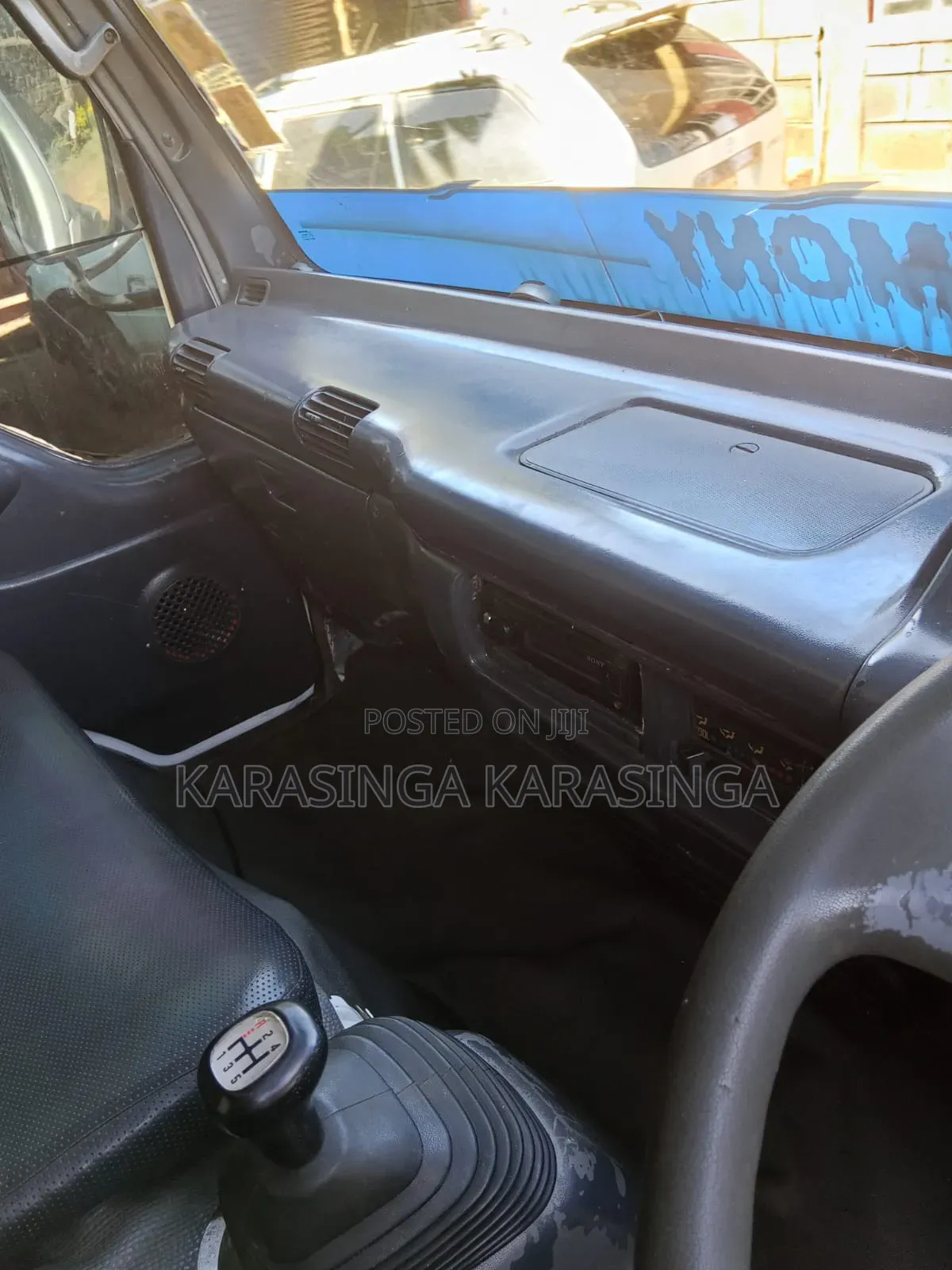 Isuzu NPR 3.6
