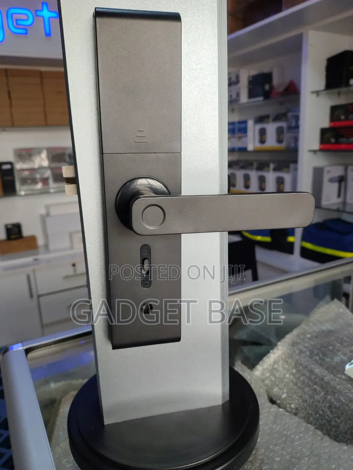 D20 WiFi Fingerprint Smart Lock