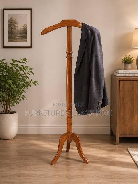 Mahogany Executive Coat Hanger - thumbnail 6