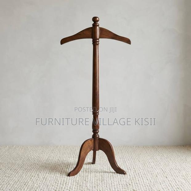 Mahogany Executive Coat Hanger - thumbnail 8