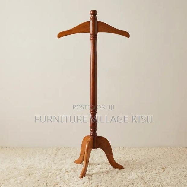 Mahogany Executive Coat Hanger - thumbnail 9