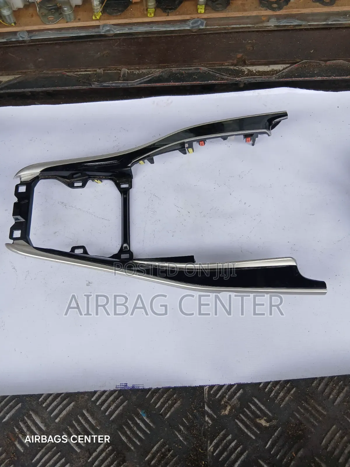 Harrier Trims