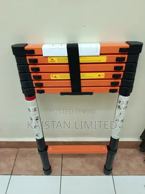 Minara 2.7M Telescopic Ladder. 7 Step Extension Ladder.