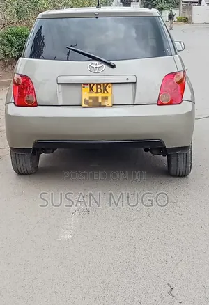 Toyota IST 2003 Gray