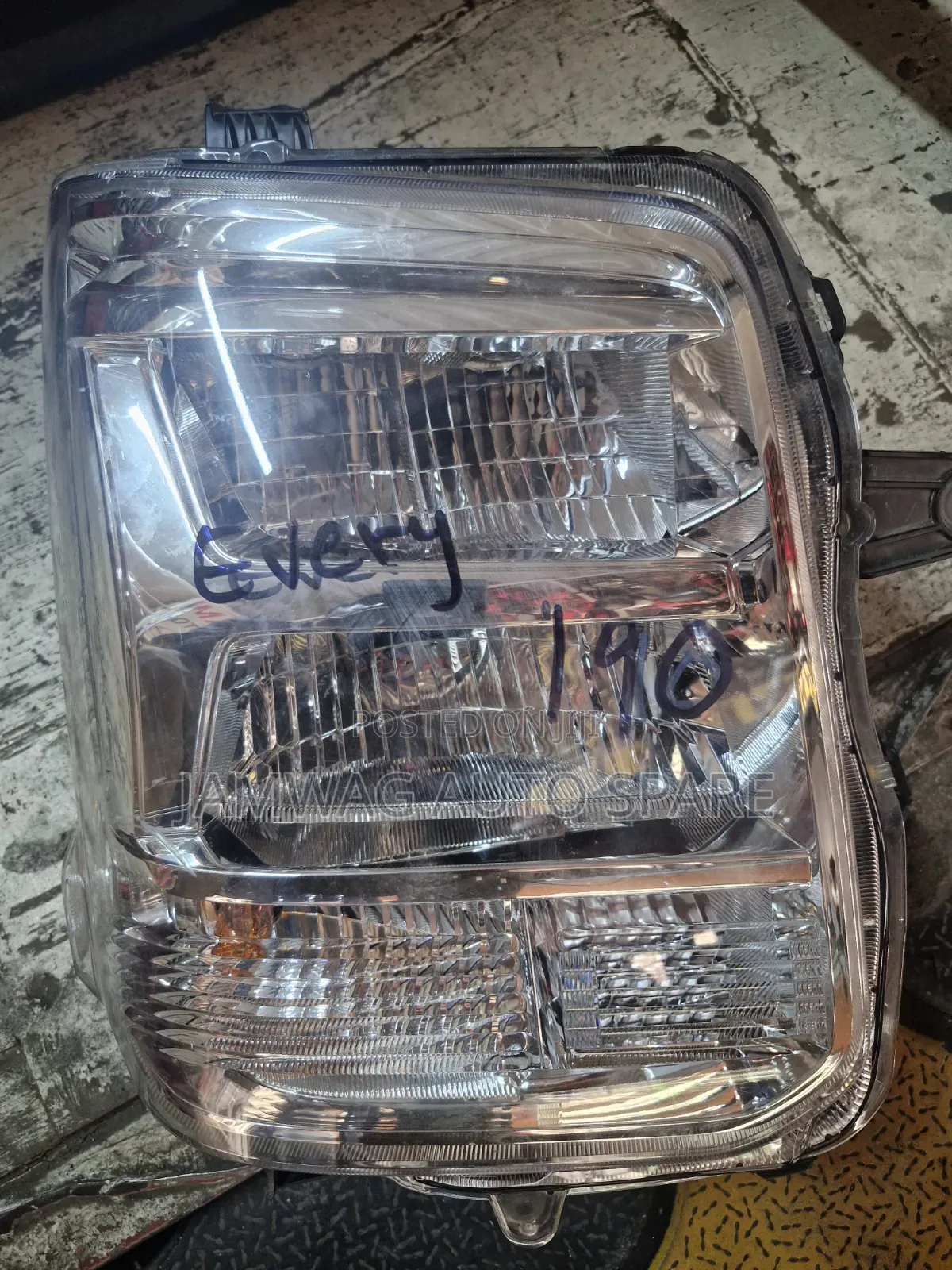Suzuki Every LED Headlight
