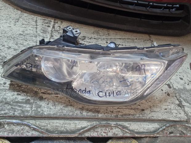 Honda Civic Headlights - main view