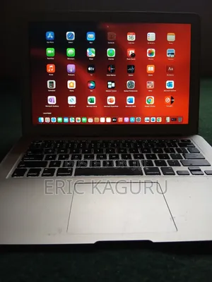 Laptop Apple MacBook Air 4GB Intel Core i5 SSD 128GB