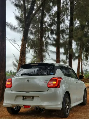 Suzuki Swift 2019 White