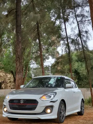 Suzuki Swift 2019 White