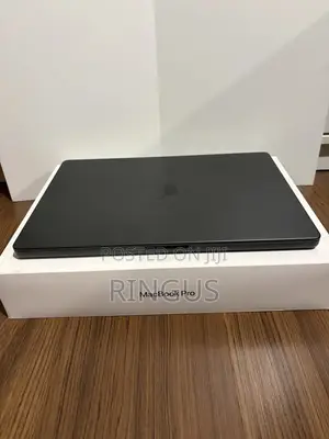 Laptop Apple MacBook Pro 36GB Apple M3 Pro SSD 1T