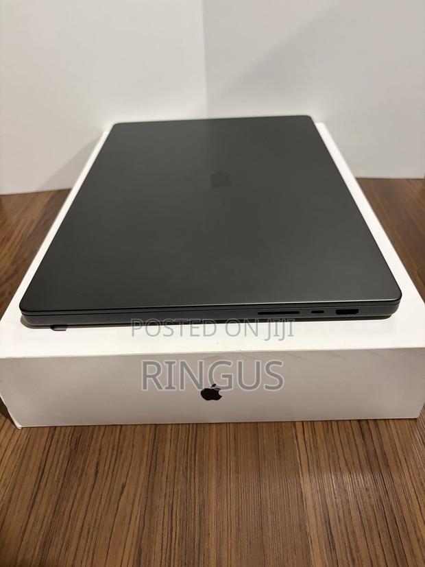 Laptop Apple MacBook Pro 36GB Apple M3 Pro SSD 1T - thumbnail 3
