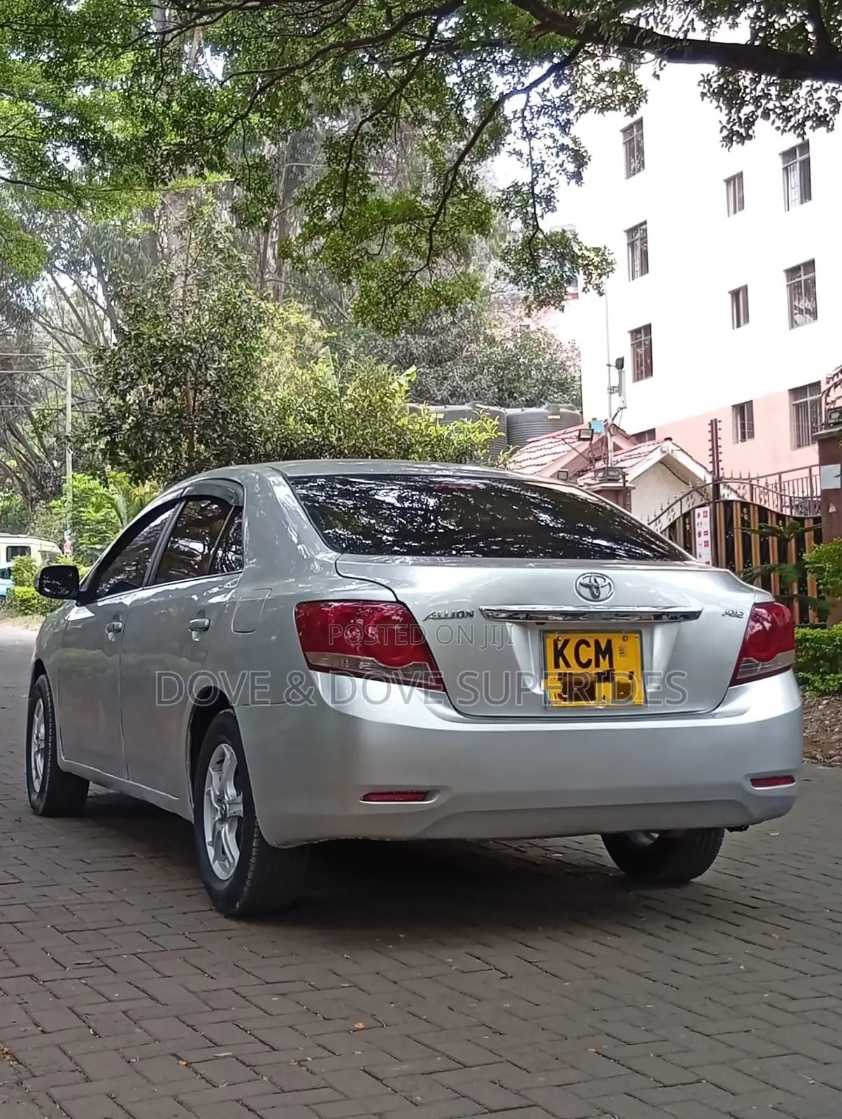 Toyota Allion 2010 Silver