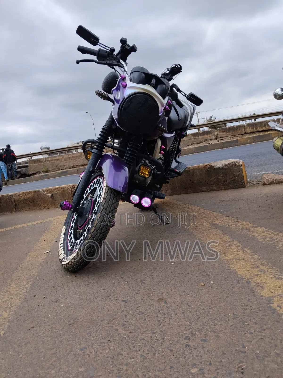 Bajaj Boxer 150 UG 2023 Red