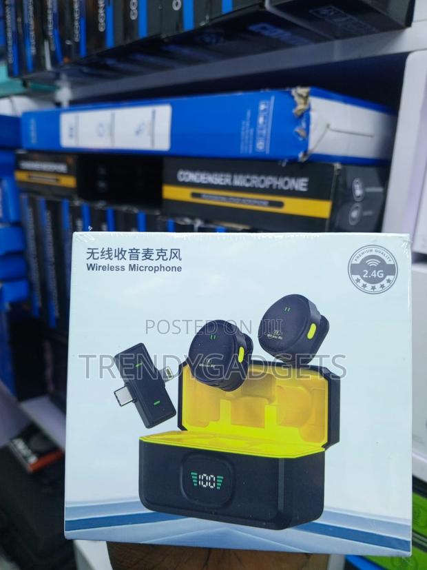 Q9 2.4GHz Dual Lapel Mic With Type-C and Lightning Receiver - thumbnail 3