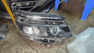 Toyota Voxy 2016 Xenon Headlights
