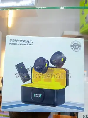 Dual Wireless Microphone for Interviews, Vlogging and Live Streams