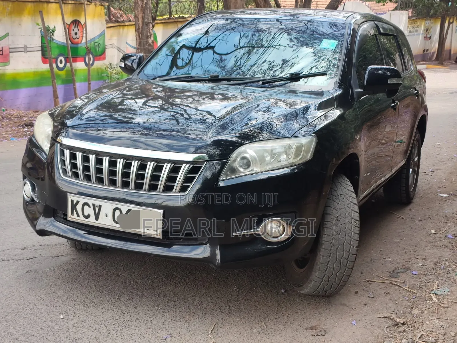Toyota Vanguard 2012 Black
