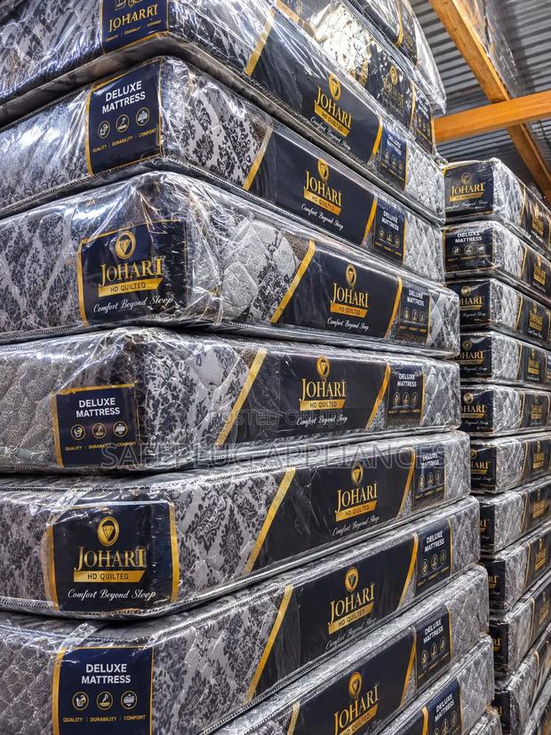 Johari High-Density Quilted Mattress – 8 Inch Comfort
