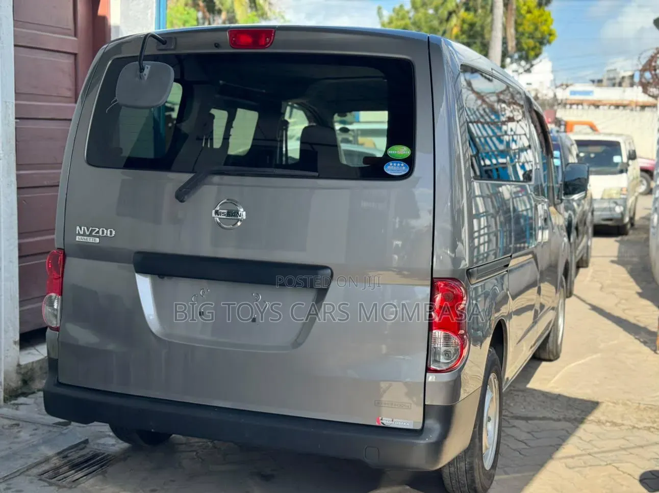 Nissan NV350 2019 Gray