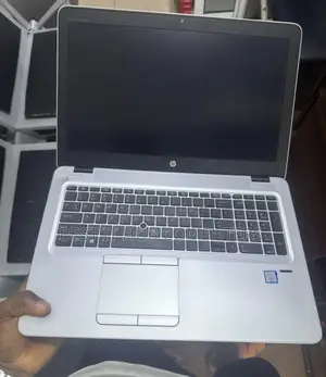 Laptop HP EliteBook 850 G4 8GB Intel Core i7 SSD 256GB