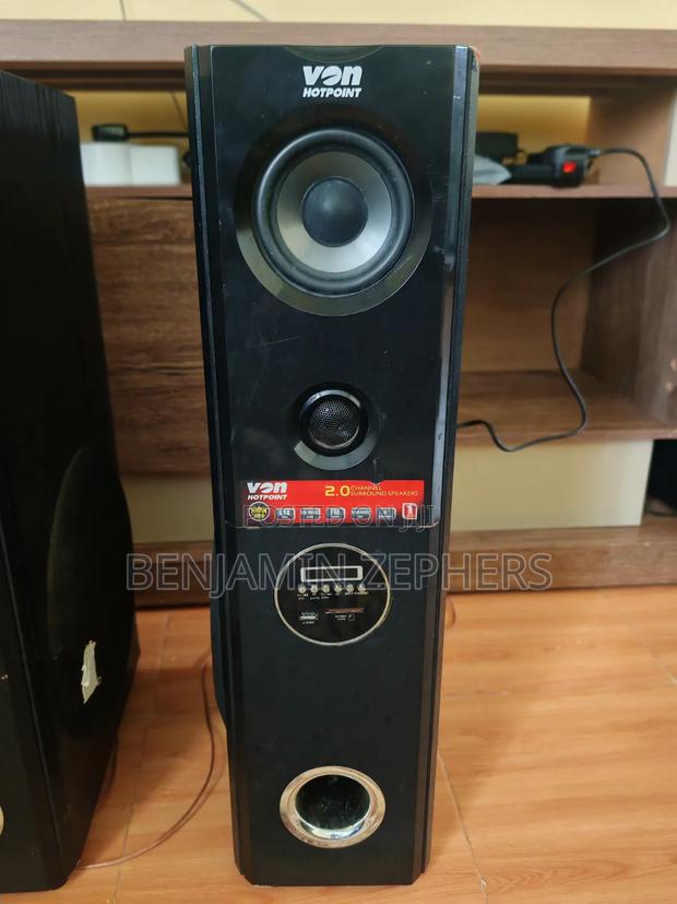  Von Hotpoint 160W RMS 2.0 Surround Sound Speakers