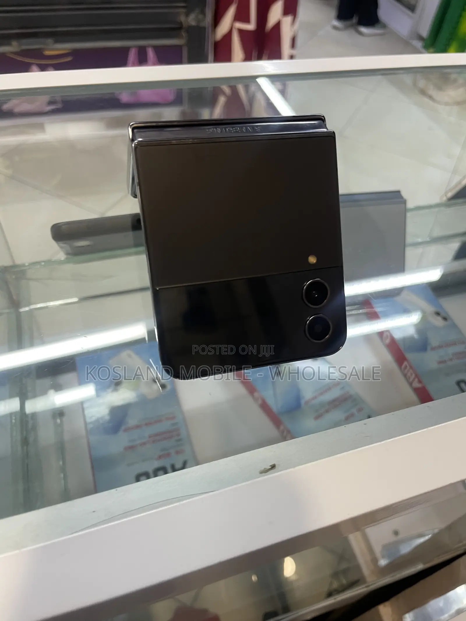 Samsung Galaxy Z Flip4 128 GB Black