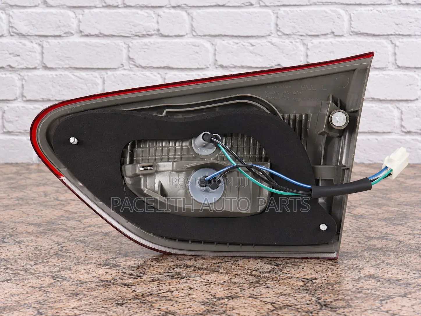 Boot Back Lamp / Light Toyota Wish 2010